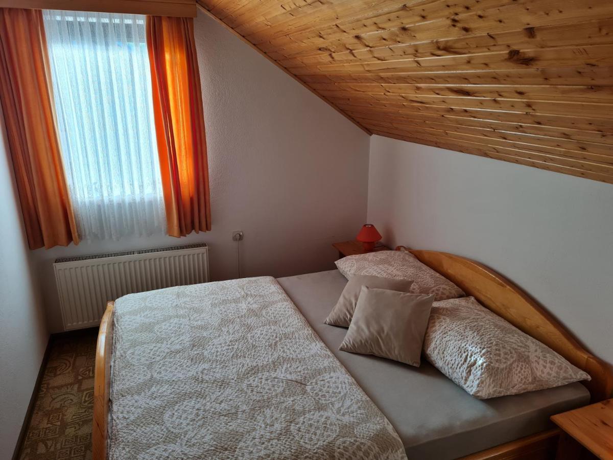 Apartment Charlie Seliste Dreznicko Ngoại thất bức ảnh